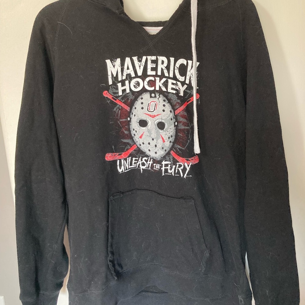 Marverick hockey hoodie